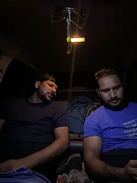 DeepakFucker01 online show from October 22, 2025, 4:28 pm