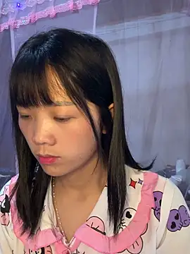 thaoyeuuu online show from October 5, 2025, 5:20 am