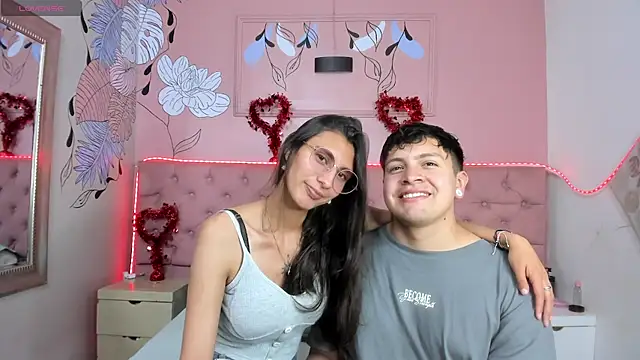 Snapshot of Ethan_N_Abby chatting on October 6, 2025, 8:20 pm Ethan N Abby online show from October 6, 2025, 8:20 pm