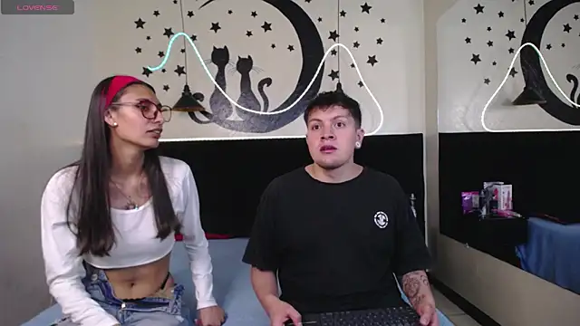 Snapshot of Ethan_N_Abby chatting on September 16, 2025, 8:21 pm Ethan N Abby online show from September 16, 2025, 8:21 pm