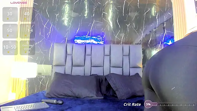 Snapshot of BustyGlow chatting on October 14, 2025, 11:00 am BustyGlow online show from October 14, 2025, 11:00 am