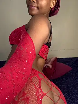 Snapshot of Lady-Amina chatting on December 21, 2025, 2:24 am Lady-Amina online show from December 21, 2025, 2:24 am