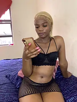 Snapshot of Lady-Amina chatting on February 1, 2026, 2:26 pm Lady-Amina online show from February 1, 2026, 2:26 pm