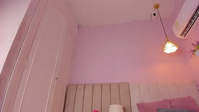  aleja x online show from November 6, 2025, 11:36 am