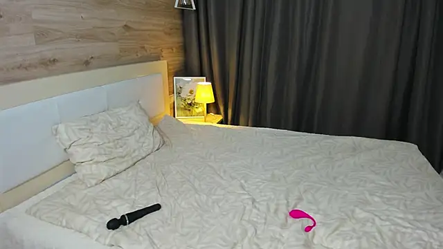 Snapshot of Babyy_Lynaa chatting on December 2, 2025, 6:59 am Babyy Lynaa online show from December 2, 2025, 6:59 am