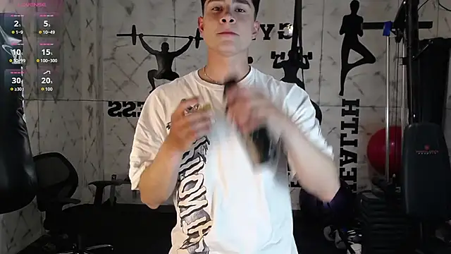 Snapshot of AustinJones_ chatting on September 12, 2025, 8:41 pm AustinJones online show from September 12, 2025, 8:41 pm