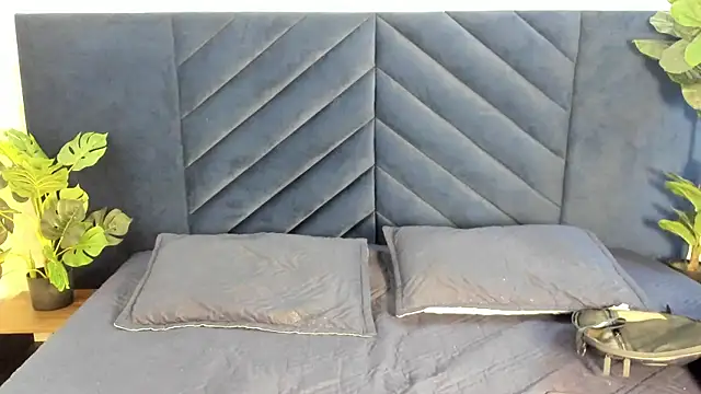 Snapshot of AustinJones_ chatting on November 14, 2025, 8:23 pm AustinJones online show from November 14, 2025, 8:23 pm