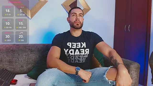 Snapshot of ZarekFox chatting on December 17, 2025, 7:41 pm ZarekFox online show from December 17, 2025, 7:41 pm