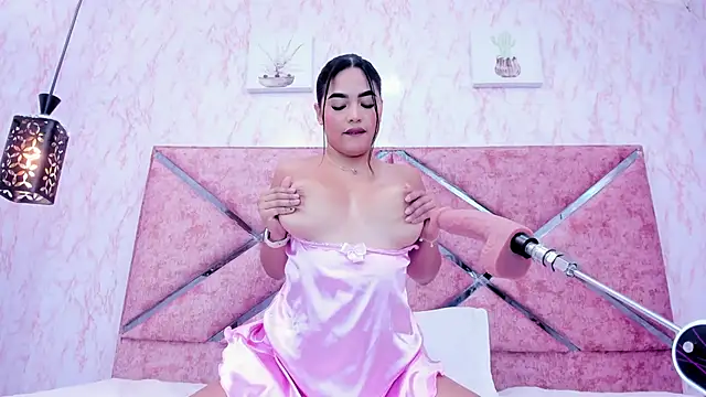 Snapshot of HOT_EMIILY_ chatting on October 26, 2025, 11:54 am HOT EMIILY online show from October 26, 2025, 11:54 am