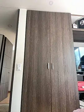 Victoria alson online show from November 4, 2025, 2:21 pm