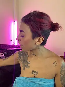 Dirty isabella18 online show from October 10, 2025, 4:52 pm