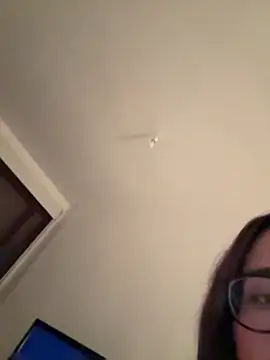 Snapshot of shory233 chatting on September 21, 2025, 3:44 am shory233 online show from September 21, 2025, 3:44 am