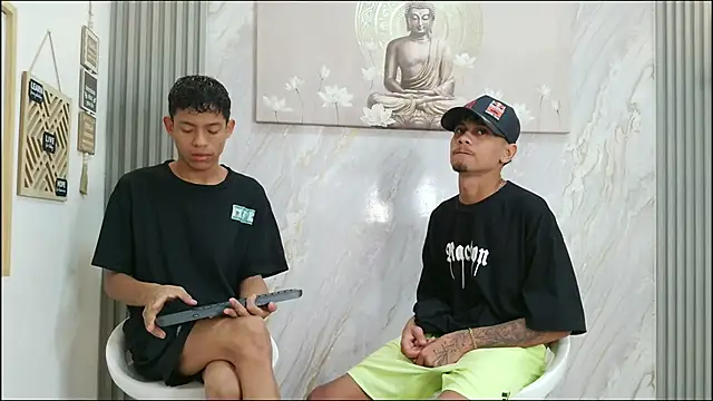 BEAUTY BOYS1 online show from February 5, 2026, 7:15 am