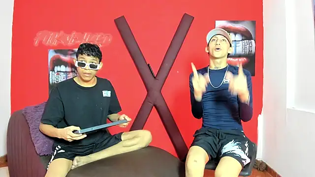 BEAUTY BOYS1 online show from March 4, 2026, 7:21 pm