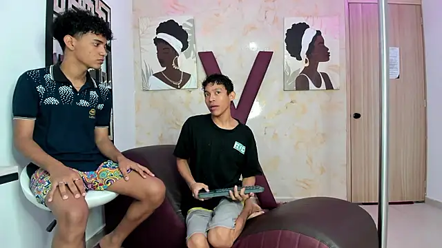 BEAUTY BOYS1 online show from March 16, 2026, 1:37 pm