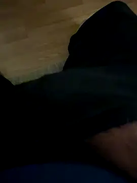 Snapshot of Hornyt80 chatting on November 21, 2025, 10:20 pm Hornyt80 online show from November 21, 2025, 10:20 pm