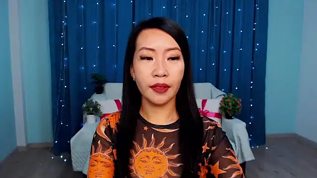 Snapshot of LiaPak chatting on September 9, 2025, 11:58 pm LiaPak online show from September 9, 2025, 11:58 pm