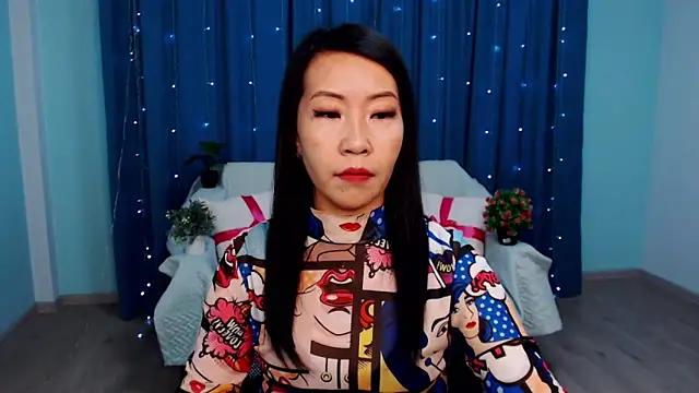 Snapshot of LiaPak chatting on October 2, 2025, 12:58 am LiaPak online show from October 2, 2025, 12:58 am