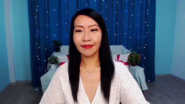 Snapshot of LiaPak chatting on September 22, 2025, 12:05 am LiaPak online show from September 22, 2025, 12:05 am
