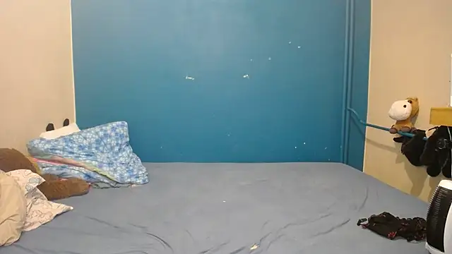 Snapshot of NADINNNE chatting on March 16, 2025, 8:54 pm NADINNNE online show from March 16, 2025, 8:54 pm