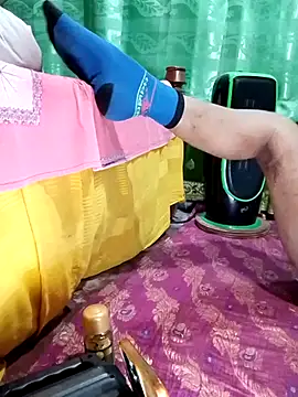 Snapshot of Mistompa24 chatting on December 14, 2025, 2:44 pm Mistompa24 online show from December 14, 2025, 2:44 pm