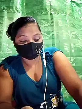 Snapshot of Mistompa24 chatting on June 16, 2026, 4:51 pm Mistompa24 online show from June 16, 2026, 4:51 pm