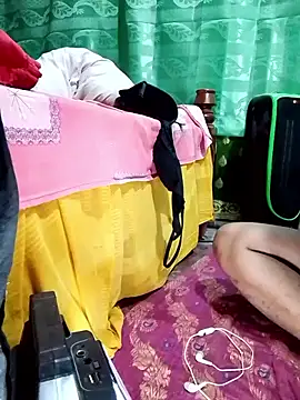 Snapshot of Mistompa24 chatting on December 19, 2025, 2:41 pm Mistompa24 online show from December 19, 2025, 2:41 pm