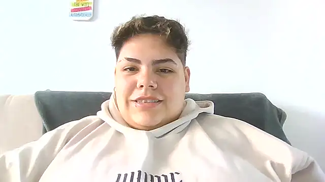 Hailey Curvy online show from December 4, 2025, 5:45 pm