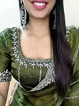 Snapshot of Cute_merry01 chatting on October 19, 2025, 6:27 am Cute merry01 online show from October 19, 2025, 6:27 am