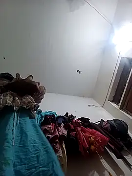 Snapshot of Rubi_sarma chatting on October 6, 2025, 8:42 pm Rubi sarma online show from October 6, 2025, 8:42 pm