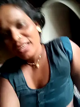 Snapshot of cute_diya_12 chatting on June 25, 2026, 1:58 am cute diya 12 online show from June 25, 2026, 1:58 am