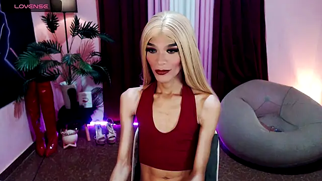 itsmeMonicaloove69 online show from September 9, 2025, 1:27 am