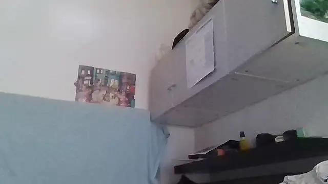 Snapshot of whatYwantMorrre chatting on December 1, 2025, 11:00 am whatYwantMorrre online show from December 1, 2025, 11:00 am