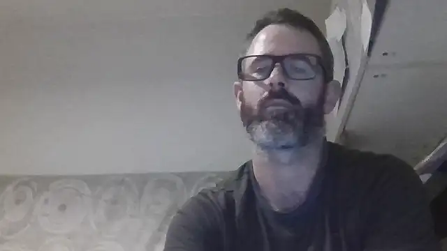 Snapshot of whatYwantMorrre chatting on November 24, 2025, 11:43 am whatYwantMorrre online show from November 24, 2025, 11:43 am