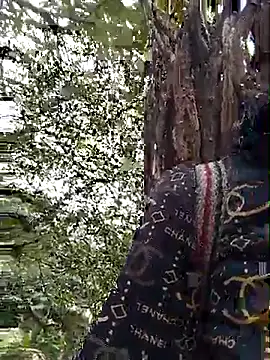  Helala  online show from November 15, 2025, 5:11 am