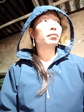  Helala  online show from February 12, 2026, 2:22 am