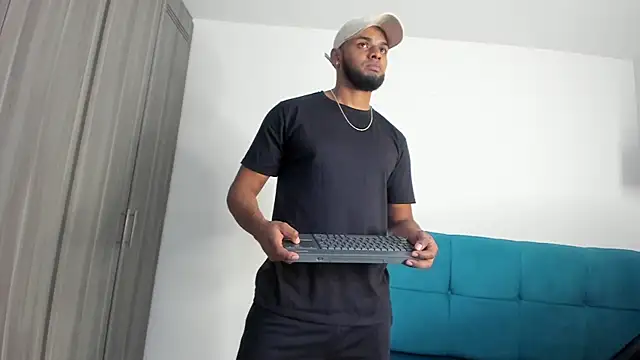 Snapshot of miky_xxx chatting on October 6, 2025, 2:24 am miky xxx online show from October 6, 2025, 2:24 am