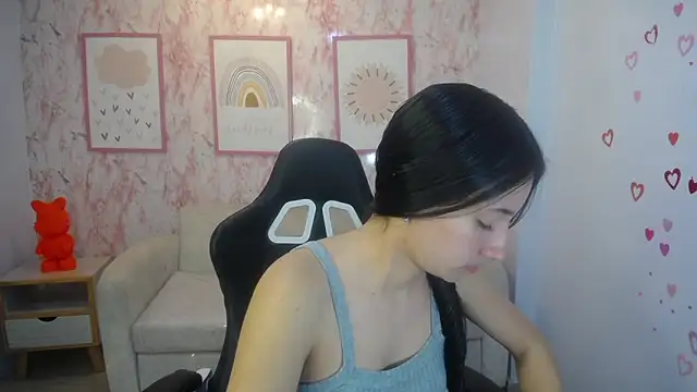 Kylie ch1 online show from December 3, 2025, 10:58 am