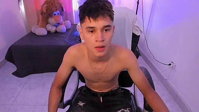 Aron Boyy online show from March 31, 2026, 9:17 pm