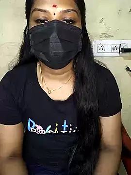 Snapshot of Tamil_Attitude_queen chatting on October 31, 2025, 7:32 pm Tamil Attitude queen online show from October 31, 2025, 7:32 pm