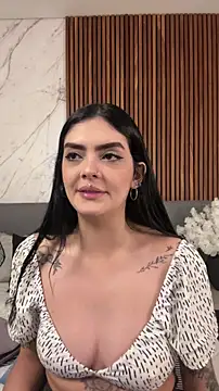 AliceRitter online show from April 10, 2026, 11:01 pm