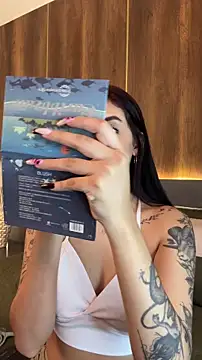 AliceRitter online show from October 20, 2025, 6:19 pm