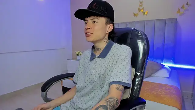 Nascary Fox online show from February 21, 2026, 7:27 pm