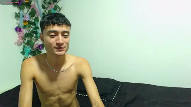 camiYwY online show from December 15, 2025, 6:52 am