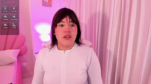 mia yeager online show from January 17, 2026, 3:32 am