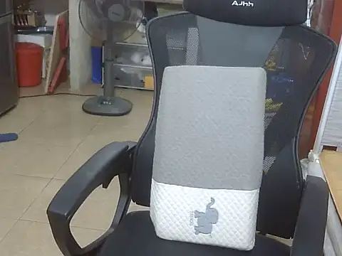 anna-sweet69 online show from April 3, 2026, 1:34 am