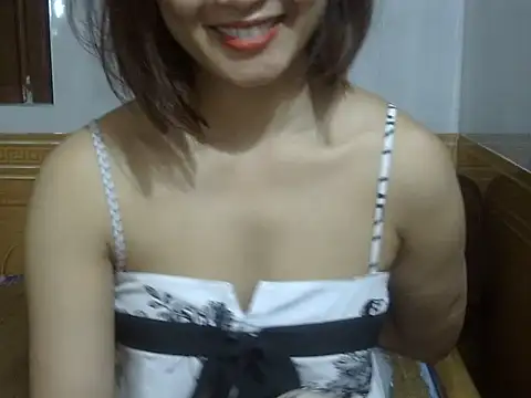 Snapshot of anna-sweet69 chatting on February 26, 2026, 2:28 pm anna-sweet69 online show from February 26, 2026, 2:28 pm