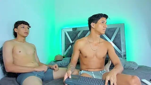 Snapshot of Robertmiller21 chatting on February 17, 2026, 6:27 pm Robertmiller21 online show from February 17, 2026, 6:27 pm