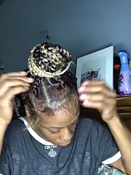 Tishrella6 online show from January 15, 2026, 3:10 am