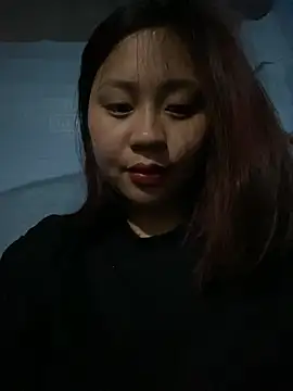 maianhcute online show from February 23, 2026, 2:50 pm